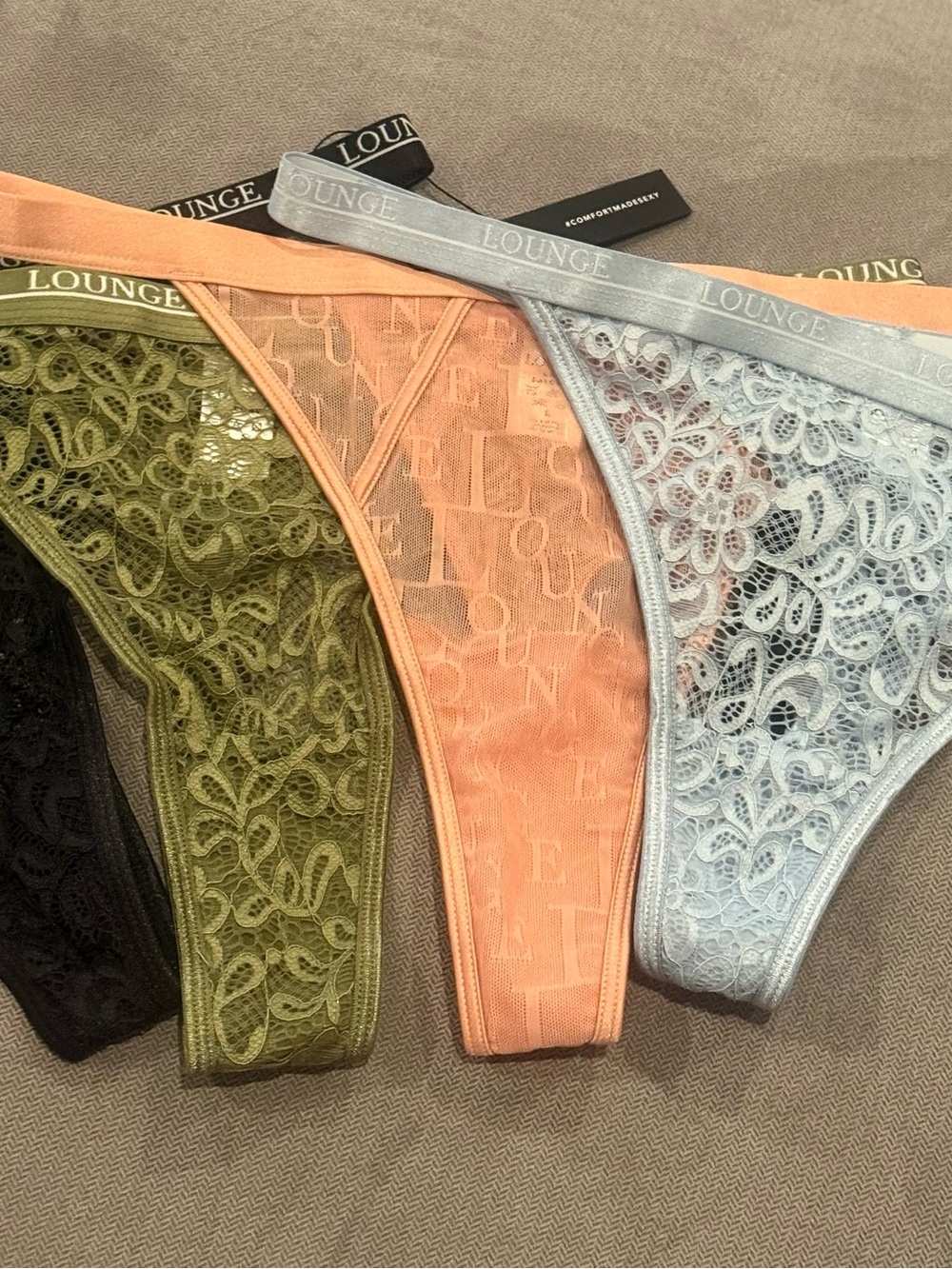 NWT-LOUNGE Women's LOT of 4 Balcony Lace Thongs: SZ L black, green, peach & blue